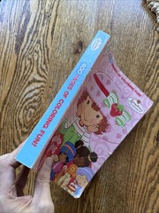 Strawberry Shortcake: : 400 Pages of Coloring Fun! (Strawberry Shortcake) BB