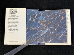1992 A MINIATURE MOTHER GOOSE, RUNNING PRESS EDITION HARDCOVER DJ, 3.25″ X 2.75″