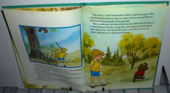 THE FIRST ALL COLOUR BOOK OF WINNIE THE POOH FAVOURITES HARDCOVER 22CM X 28CM