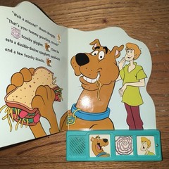 Vintage 2000s Scooby Doo Shaggy Scary Sound Children Book HC Works New Bat