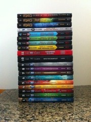 LOT 19 COMPLETE 39 CLUES 1-11 Cahills Vs Vespers 1-4 Infinity Ring 2-4 Trinity
