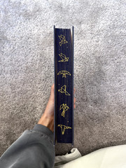 Shatter Me Hardcover Waterstones Special Edition 1st Book In Series