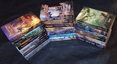 Pathfinder Tales lot of 19 paperback novels Paizo most unread like new