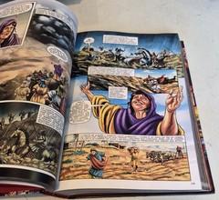 La Biblia en acción (The Action Bible) (Spanish) (Action Bible Series) (Spanis..