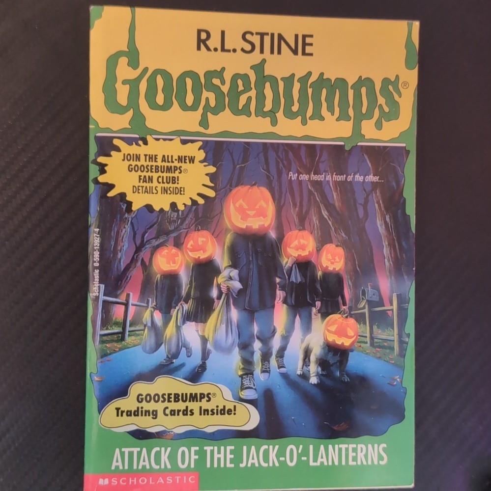 Stine Goosebumps #48 Attack of the Jack O Lanterns (Not include bookmark & card)