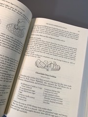 Fannie Farmers Baking Book, hardcover, Marion Cunningham 1984 600 pages (429)