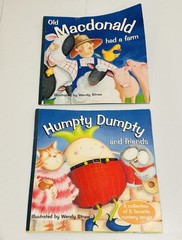 Lot Of 2 Nursery Rhyme Books Illustrated By Wendy Straw Humpty Dumpty Old Macdon