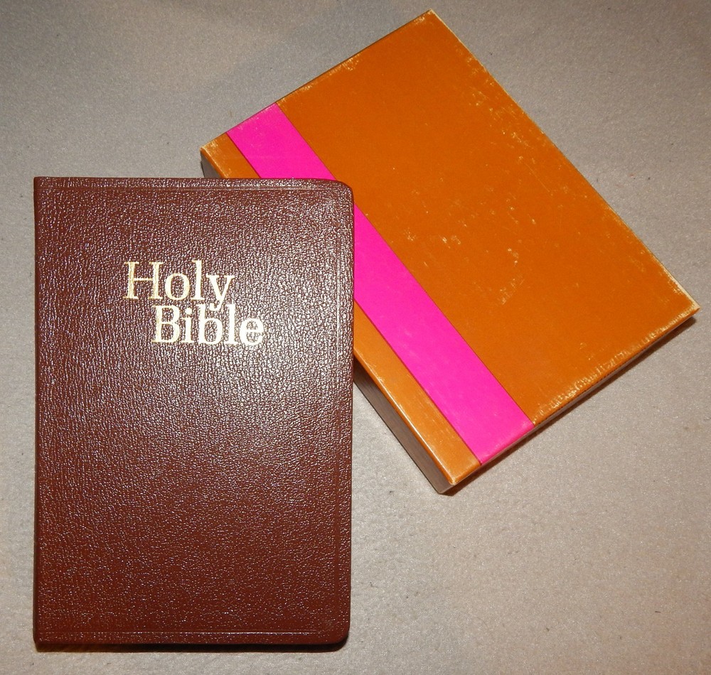 KJV Teacher’s Reference Bible by National N3202RL Brown Imitation leather – new