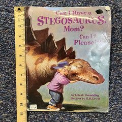 Dinosaur lot 10 book set, Fiction/nonfiction mix, Dino Tyrannosaurus Stegosaurus