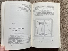 QUANTITATIVE CHEMISTRY: A Laboratory Text, Jurg Waser 1964 PB, 435 pages