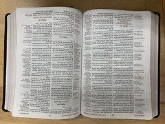 KJV, Thompson Chain-Reference Bible, Leathersoft, Black, Red Letter, Comfort.9.5