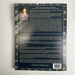 The Holistic Guide to Wellness: Herbal Protocols for Common Ailments. N. Apelian