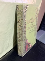 J.R.R. Tolkien The Hobbit: Illustrated Edition HC Illus HarperCollins 2013