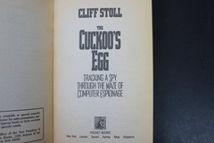 The Cuckoo’s Egg Cliff Stoll 1990 1st Pocket Books Printing Computer Espionage