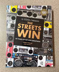 ✅🔥LL Cool J – The Streets Win 50 Years of Hip-Hop Greatness Book – *SIGNED*