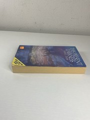 This Present Darkness by Frank E. Peretti Vintage 1986 First Printing Paperback