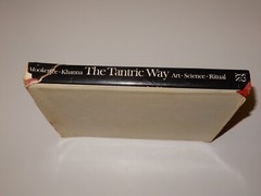 THE TANTRIC WAY 1977 AJIT MOOKERJEE & MADHU KHANNA 1977 NEW YORK GRAPHIC SOCIETY