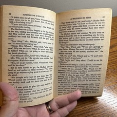 A Wrinkle in Time by Madeleine L’Engle 1976 PB Dell Laurel Leaf STRANGER THINGS