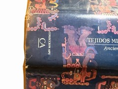 Tejidos Milenarios del Peru Ancient Peruvian Textiles 1999 HC DJ Folio