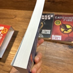The Hunger Games Trilogy: The Hunger Games / Catching Fire / Mockingjay, Collins