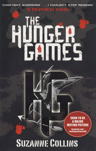 SUSANNE COLLINS – The Hunger Games (Medium Paperback, 2009)