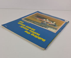 Building the Hobby Stock Street Stock Car by Bob Emmons Paperback 1979