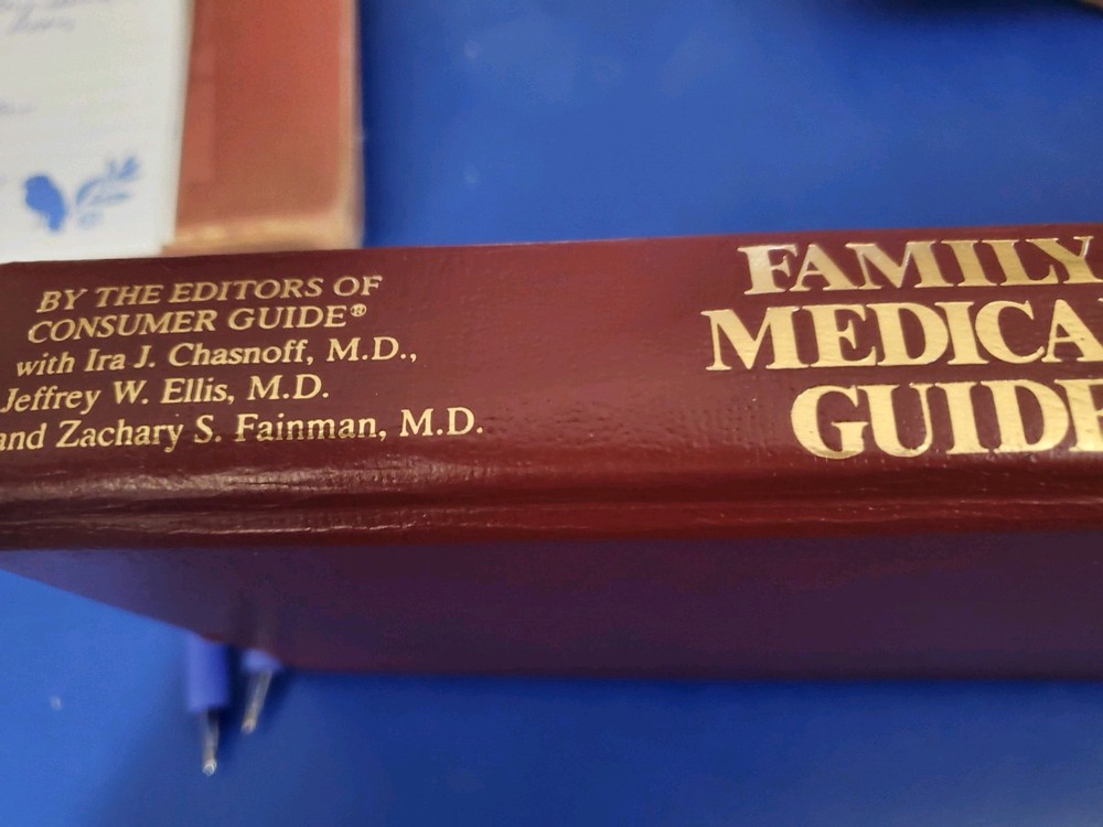 Family Medical Guide: An Illustrated – Hardcover, by Consumer Guide – Acceptable