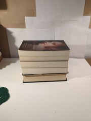 Vampire Academy Book Set 1-4, 6 Richelle Mead Paperback & Hardcover, Romance