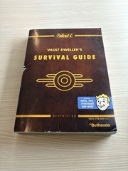 1st Printing! Fallout 4 Vault Dweller’s Survival Guide: Official Strategy Guide