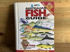 AUSTRALIA FISHING FISH GUIDE AFN BOOK WATER RESISTANT PAGES