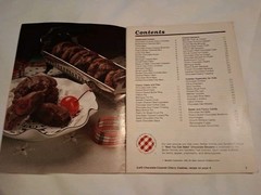 Vintage NESTLES Better Homes & Gardens Best Chocolate Desserts Cookbook 30 Pages