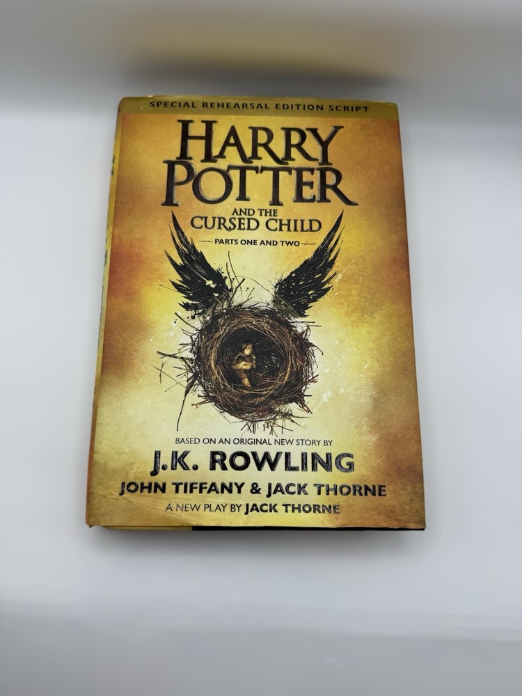 Harry Potter and the Cursed Child – Parts One & Two : The Official Script