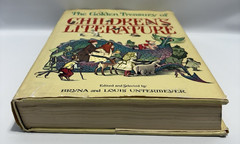 The Golden Treasury of Children’s Literature by Bryna & Louis Untermeyer, 1966