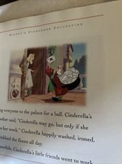 VTG Disney’s Storybook & Princess Collection Disney Book Group Staff 1999 2 Book