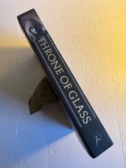 Throne of Glass Sarah J Maas Original OOP Cover Very Good Paperback 2013