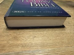 The Word for Today Bible: New King James Version Pastor Chuck Smith – Hardcover