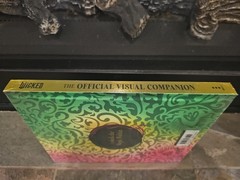 The Official Visual Companion WICKED Target Exclusive (Hardcover) NEW #0272