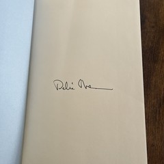Beautiful SIGNED Copy Of „Where The Crawdads Sing” By Delia Owens