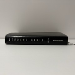 Like New NIV Student Bible Black Bonded Leather