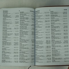NKJV Super Giant Print Reference Holy Bible Red Letter Edition Thomas Nelson