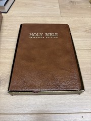Nelson Family Reference Bible – Brown Faux Leather KJV from 1971 In Box – GOOD