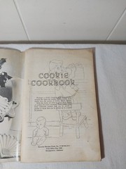 COOKIE COOKBOOK Over 500 Recipes VINTAGE 1965 Paperback 124 Pages