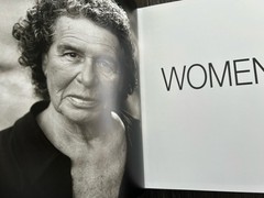 Annie Leibovitz: Women : 2025 Edition by Annie Leibovitz (2025, Hardcover)
