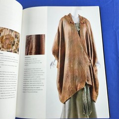 Our New Clothes: Acquisitions of the 1990s (Metropolitan Museum of Art Publicat,