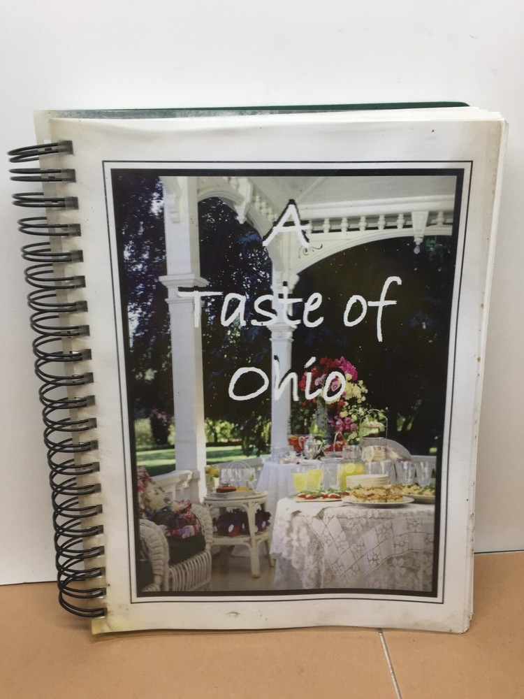 A Taste Of Ohio Cookbook, mixed recipes from Ohio, large cookbook 365 pages
