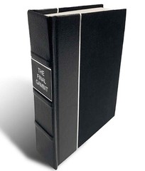 The Final Gambit (Leather-bound) Jennifer Lynn Barnes Hardcover Book