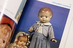 Blue Book of Dolls & Values 11th Edition Jan Foulke Color Photos 368 Pages