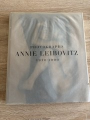 Annie Leibovitz Photographs 1970-1990 Hardcover Photography Book Dust Jacket HC