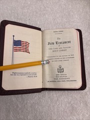 National Edition NEW TESTAMENT Bible National Bible Press 1941 Gideon’s 1960 Ed