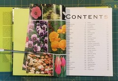THE COMPLETE garden Flower Book 800 Pages 1000 + Pictures, Like New